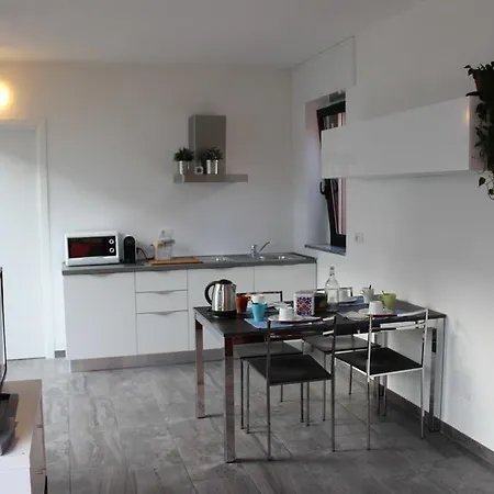 Flat Le Vigne Lägenhet